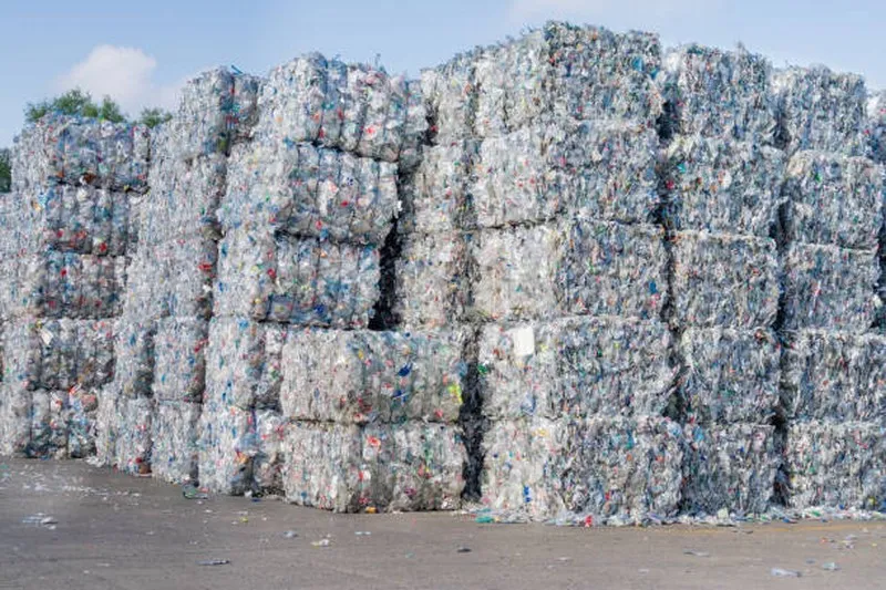 Empresa de reciclagem de plástico